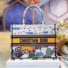 Christian Dior Shopping Bags